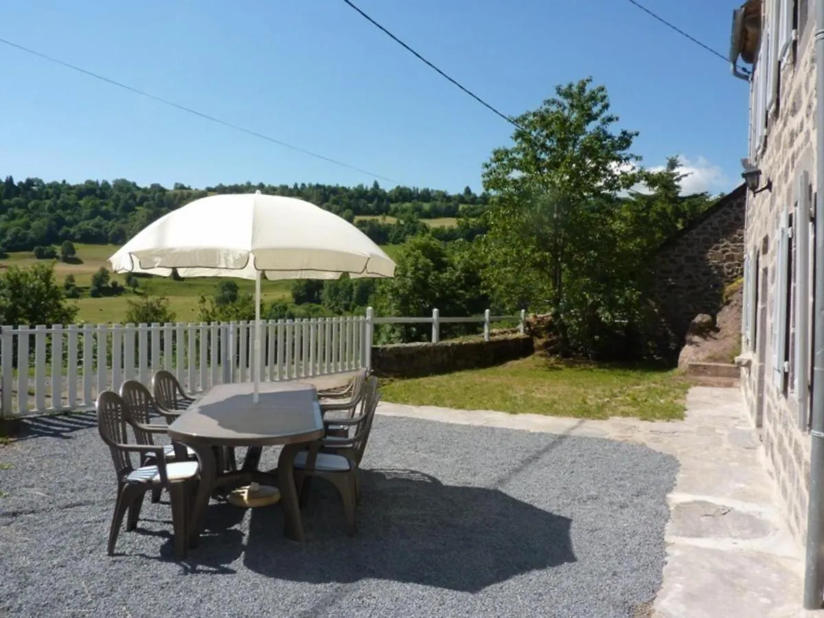 Holiday home Maison De Montagne Renovee Avec Jardin Clos, Proche Du Super Lioran Et Activites De Plein Air - Fr-1-742-44 Villa Albepierre-Bredons